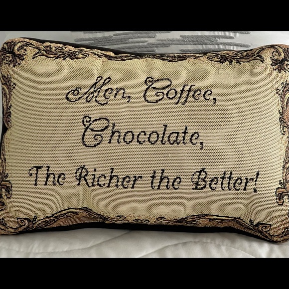 ⭕️The Richer the Better fun Pillow! - Picture 3 of 3